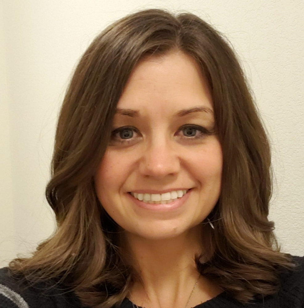 Meet your Posher, Tonya